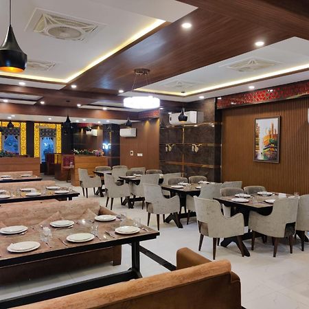 Hotel Croydon International Равалпинди Екстериор снимка