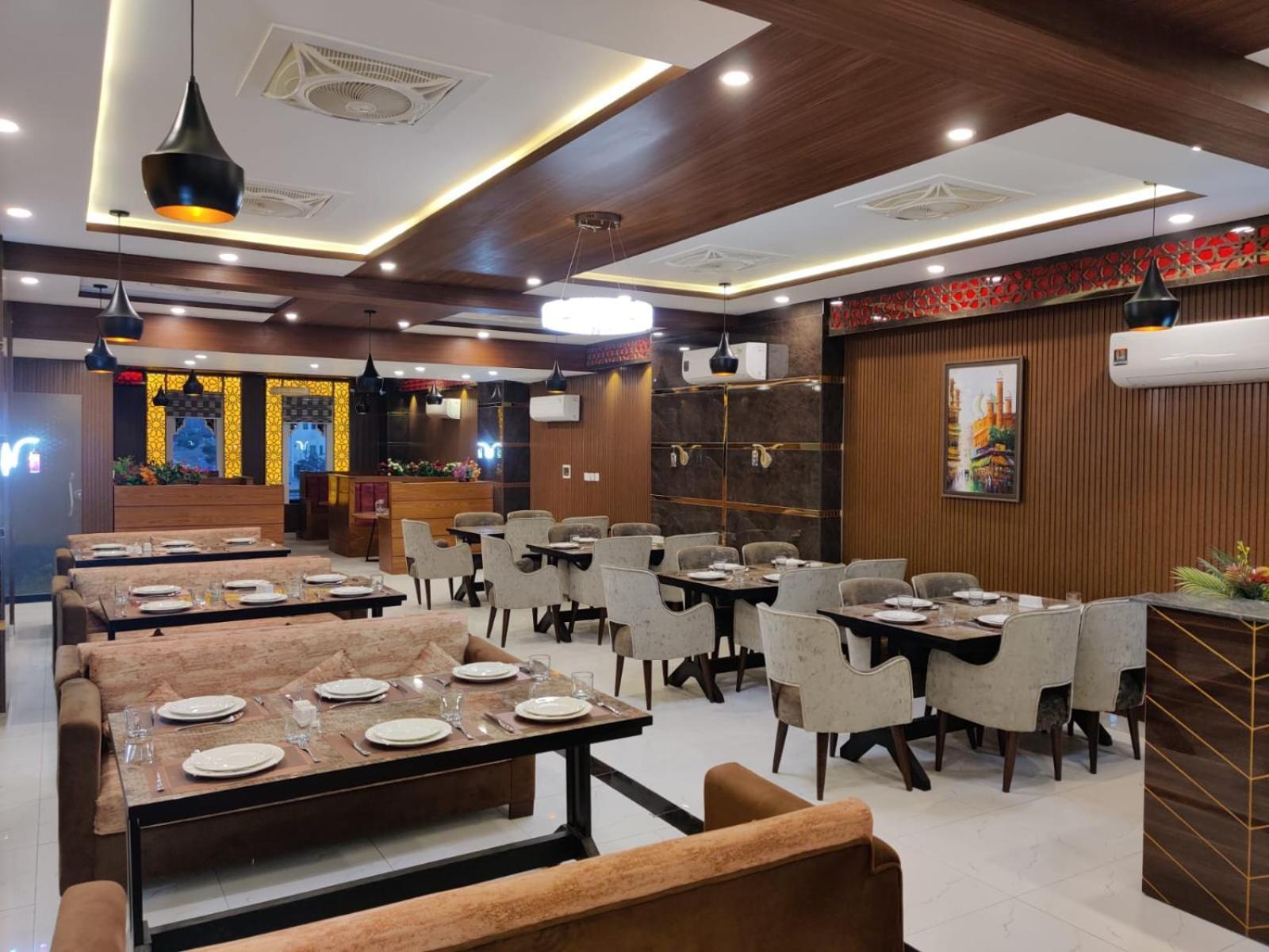 Hotel Croydon International Равалпинди Екстериор снимка